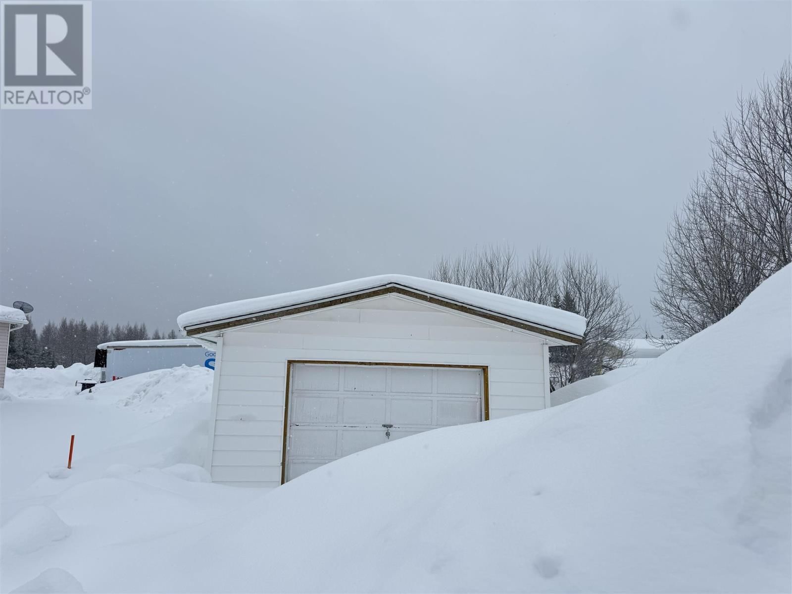 20 EDWARD ST Image 14