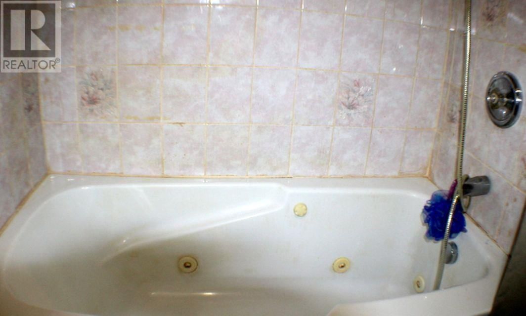 86 ST ANDREWS TERR Image 13