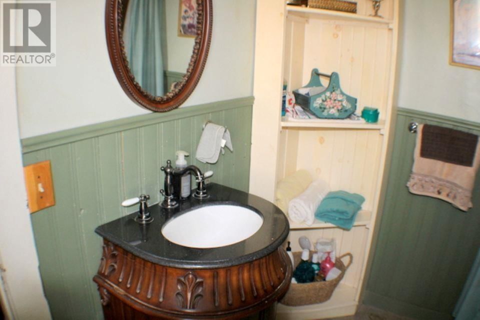 86 ST ANDREWS TERR Image 24