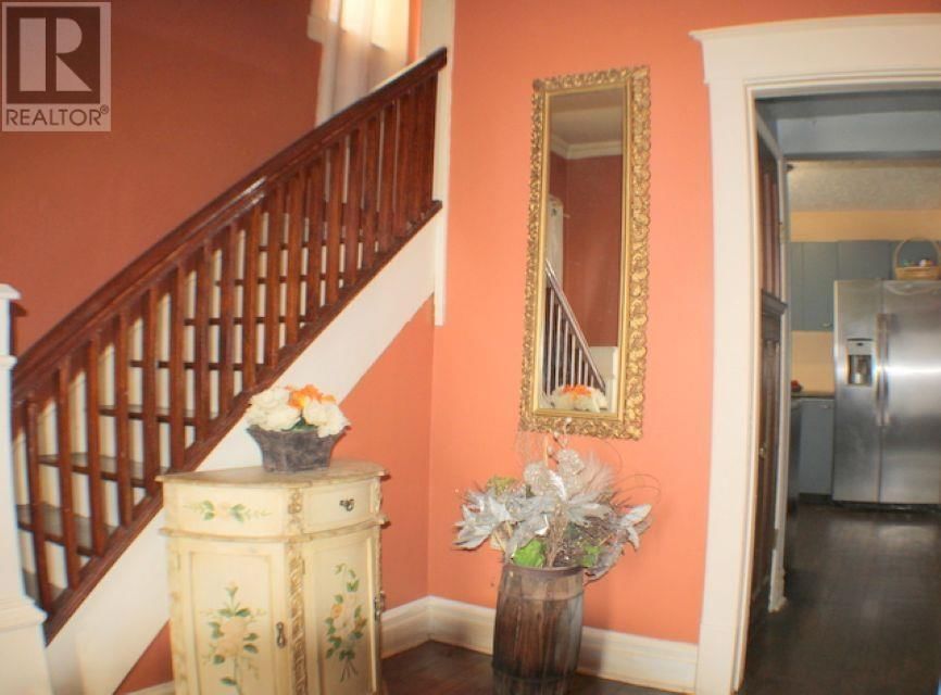 86 ST ANDREWS TERR Image 3