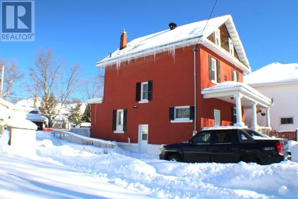 86 ST ANDREWS TERR Image 44