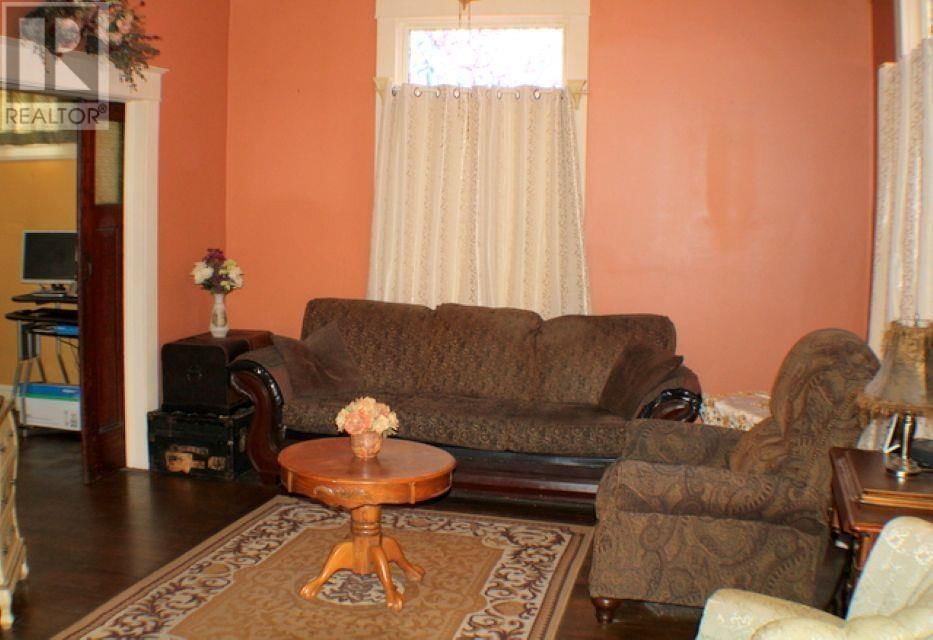 86 ST ANDREWS TERR Image 5