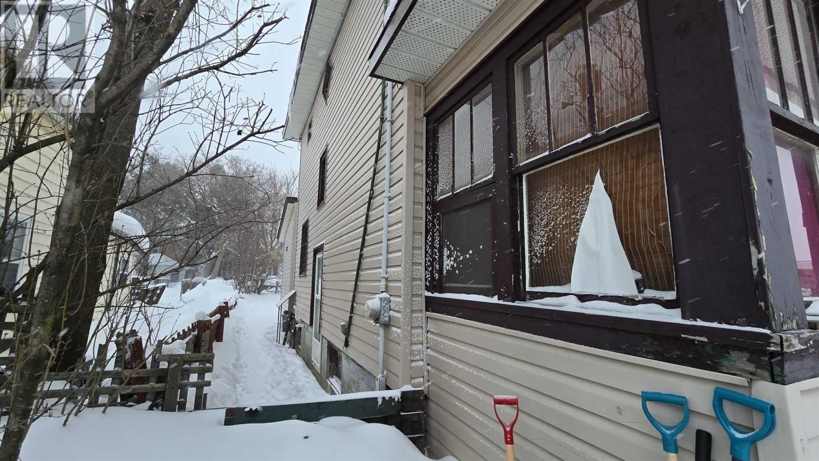 156 CENTRAL PARK AVE Image 6