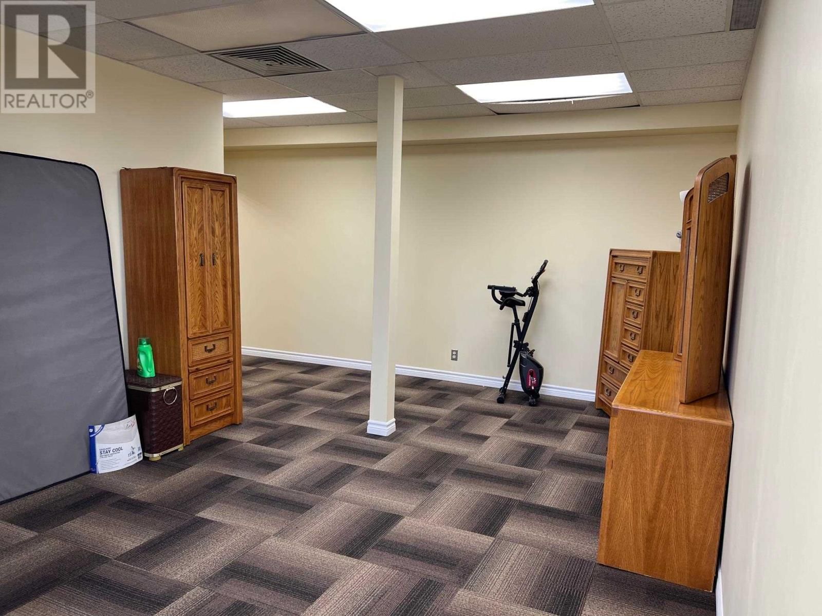 19 WOODWARD AVE Image 12