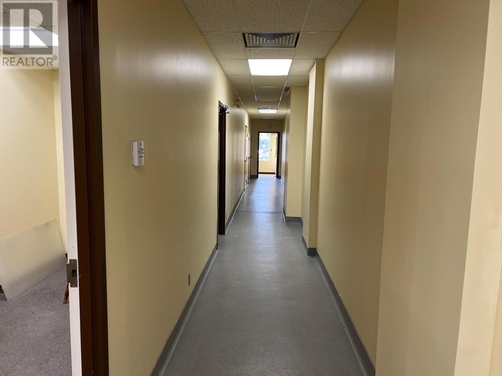 19 WOODWARD AVE Image 23