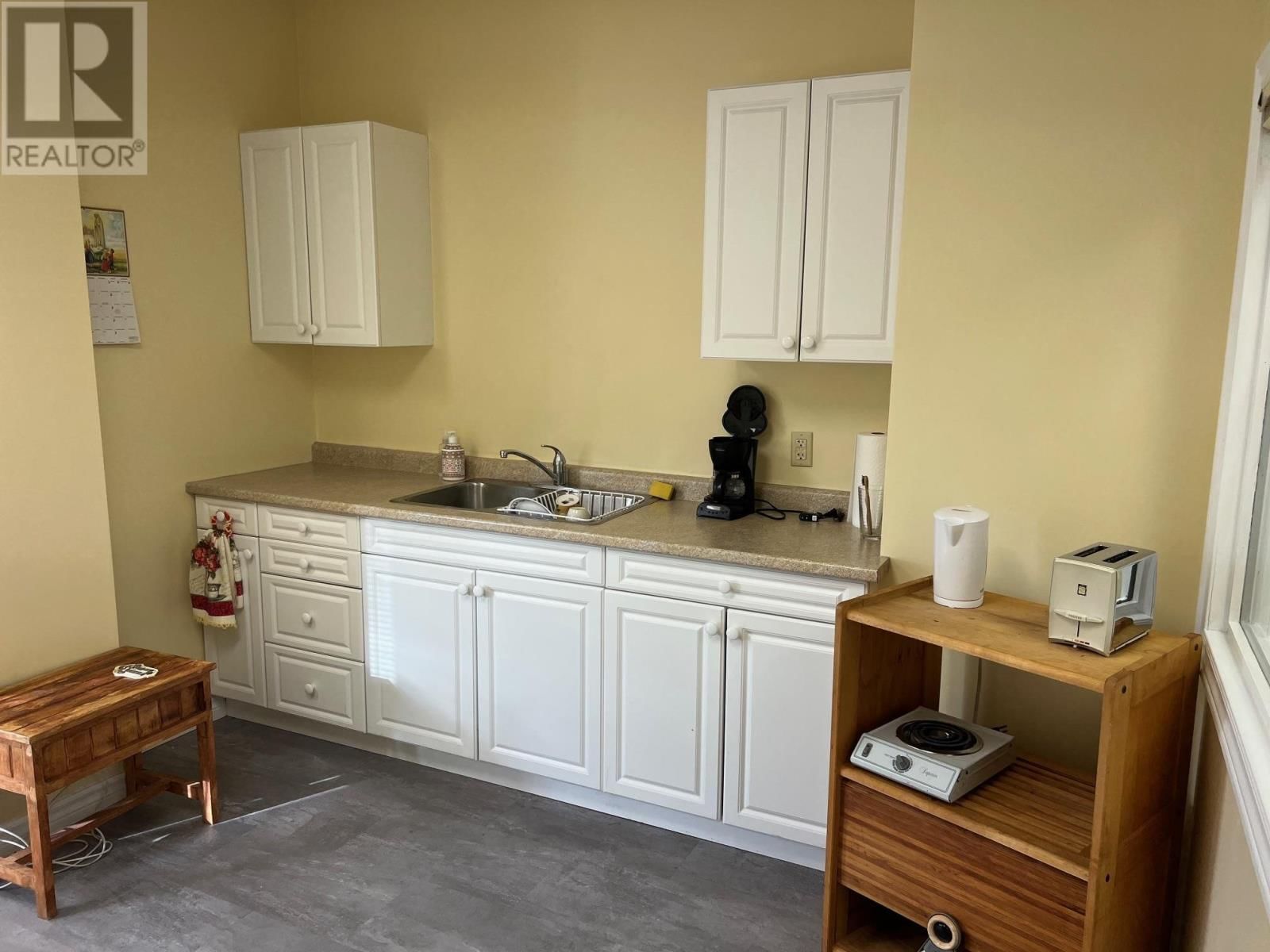 19 WOODWARD AVE Image 33