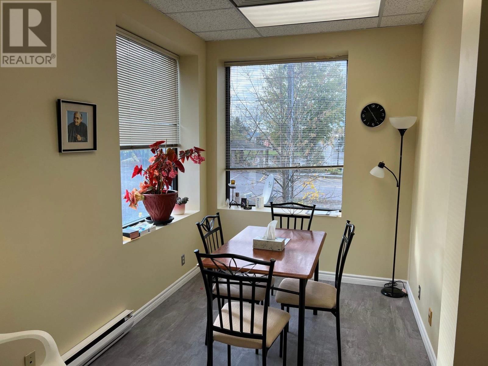 19 WOODWARD AVE Image 34