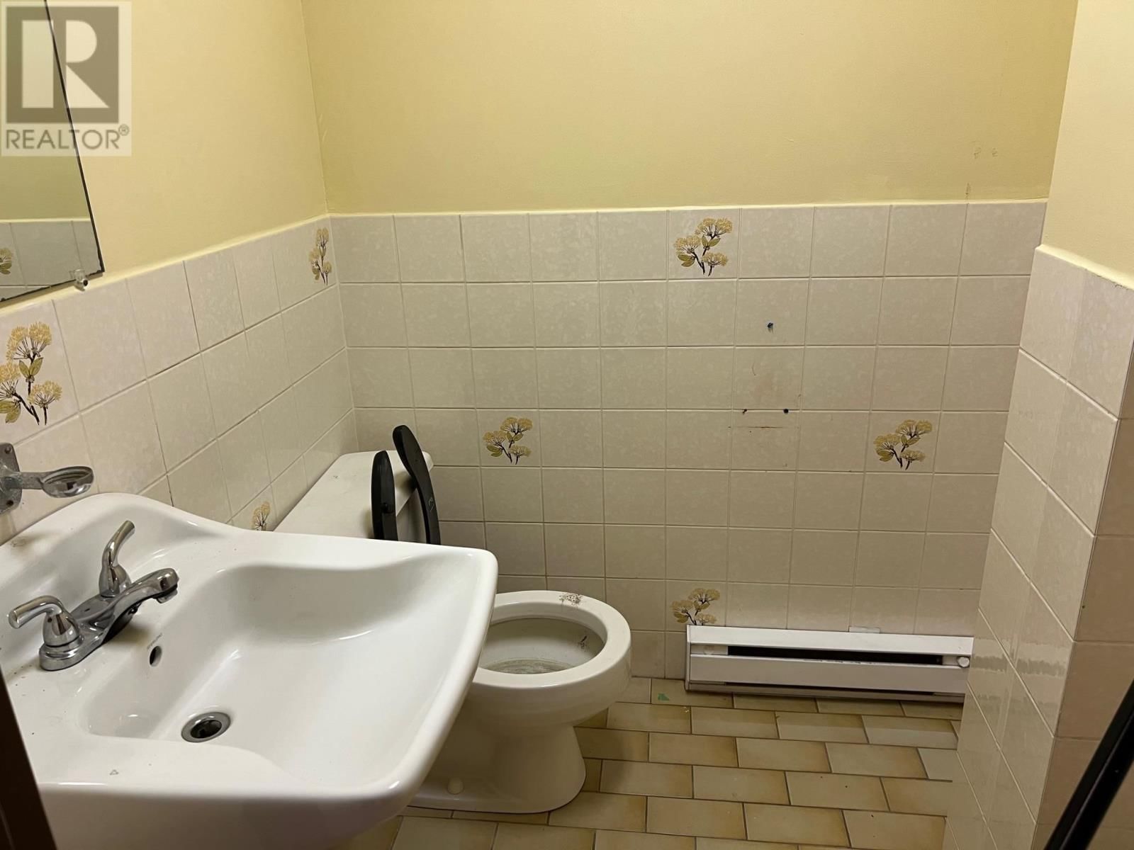 19 WOODWARD AVE Image 41