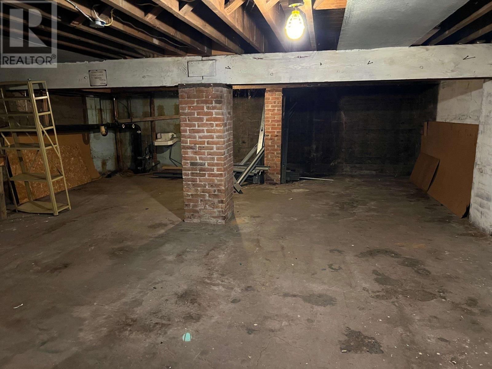 19 WOODWARD AVE Image 44