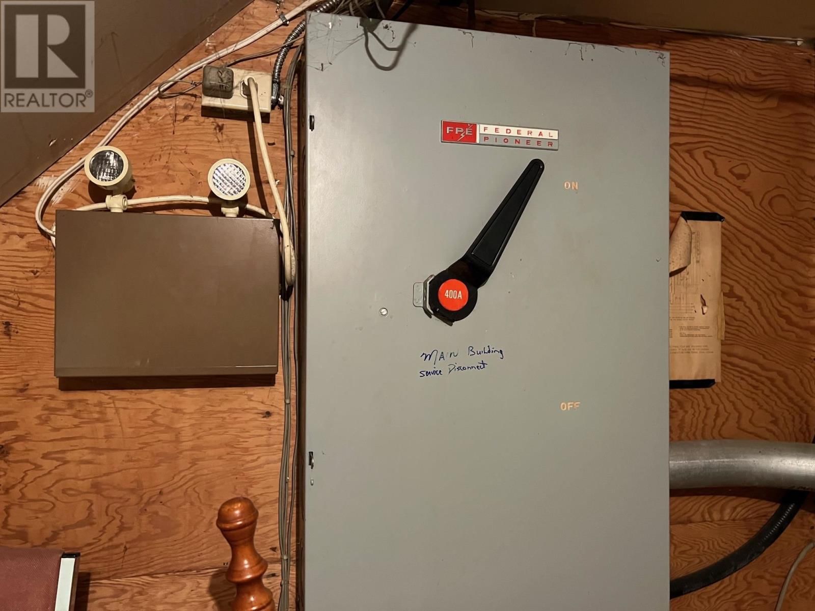 19 WOODWARD AVE Image 46