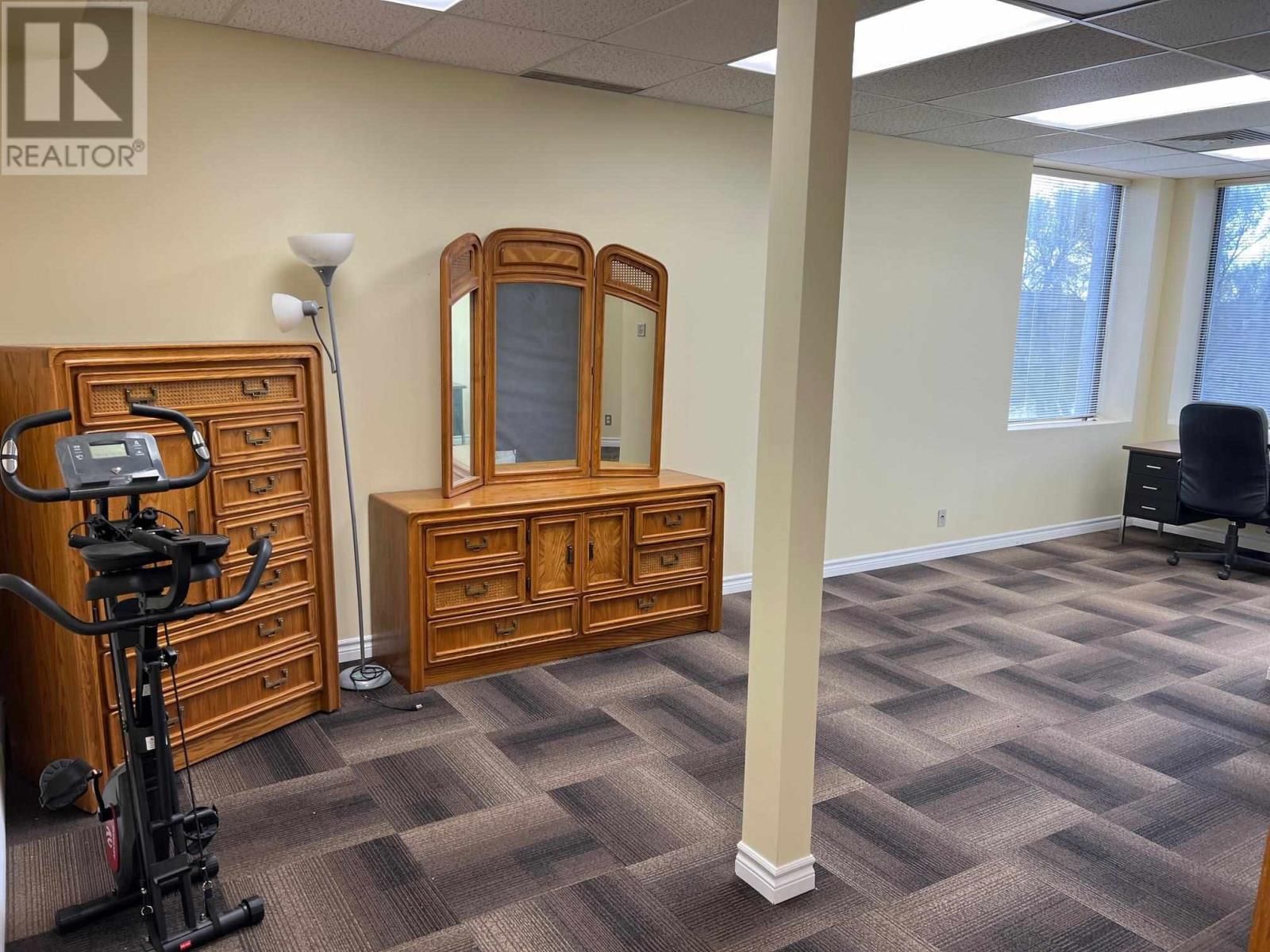 19 WOODWARD AVE Image 9