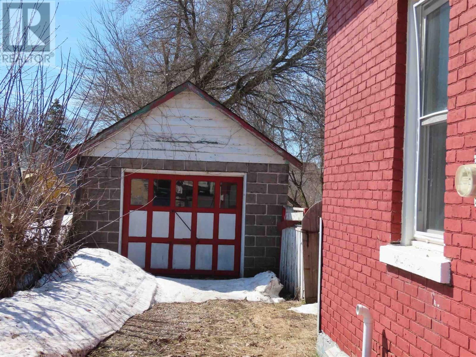 23 ST ANDREWS TER Image 17