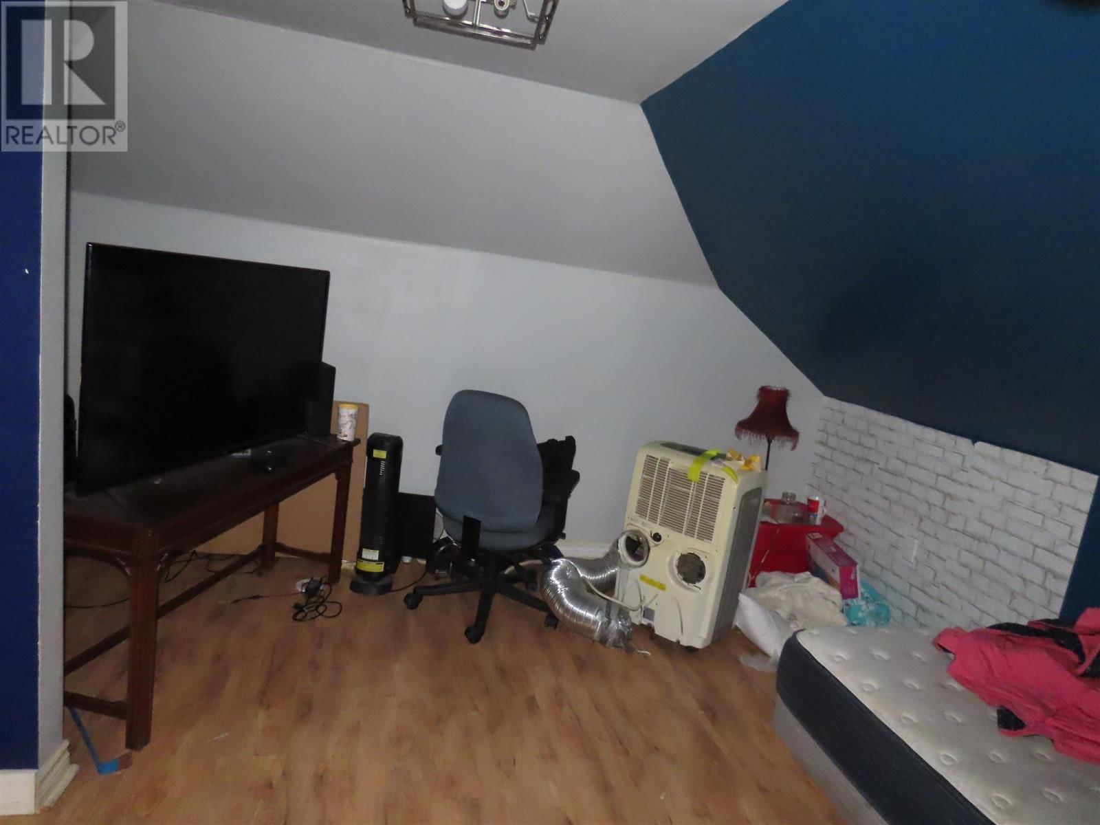 23 ST ANDREWS TER Image 9