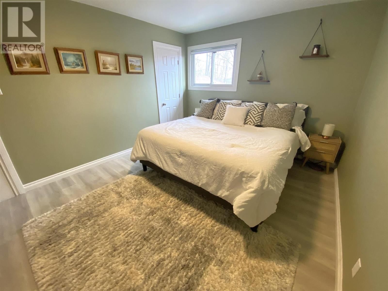 52 HUTCHISON AVE Image 19