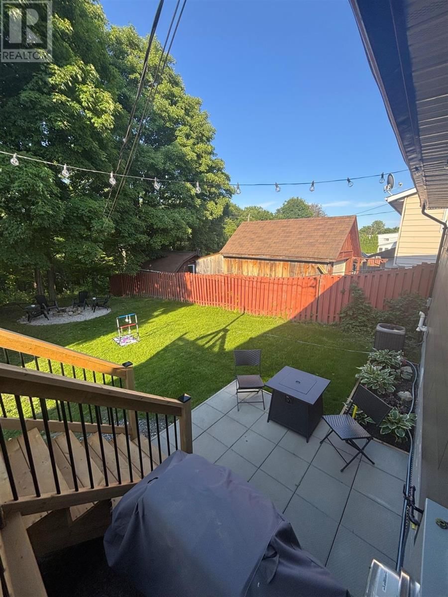 52 HUTCHISON AVE Image 2