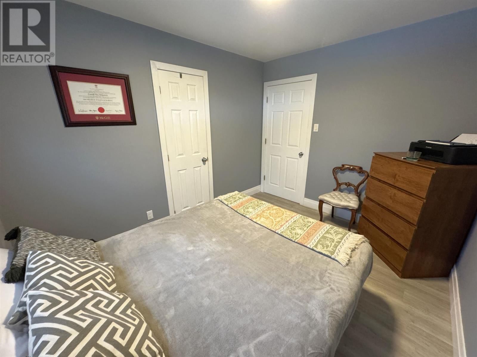 52 HUTCHISON AVE Image 22