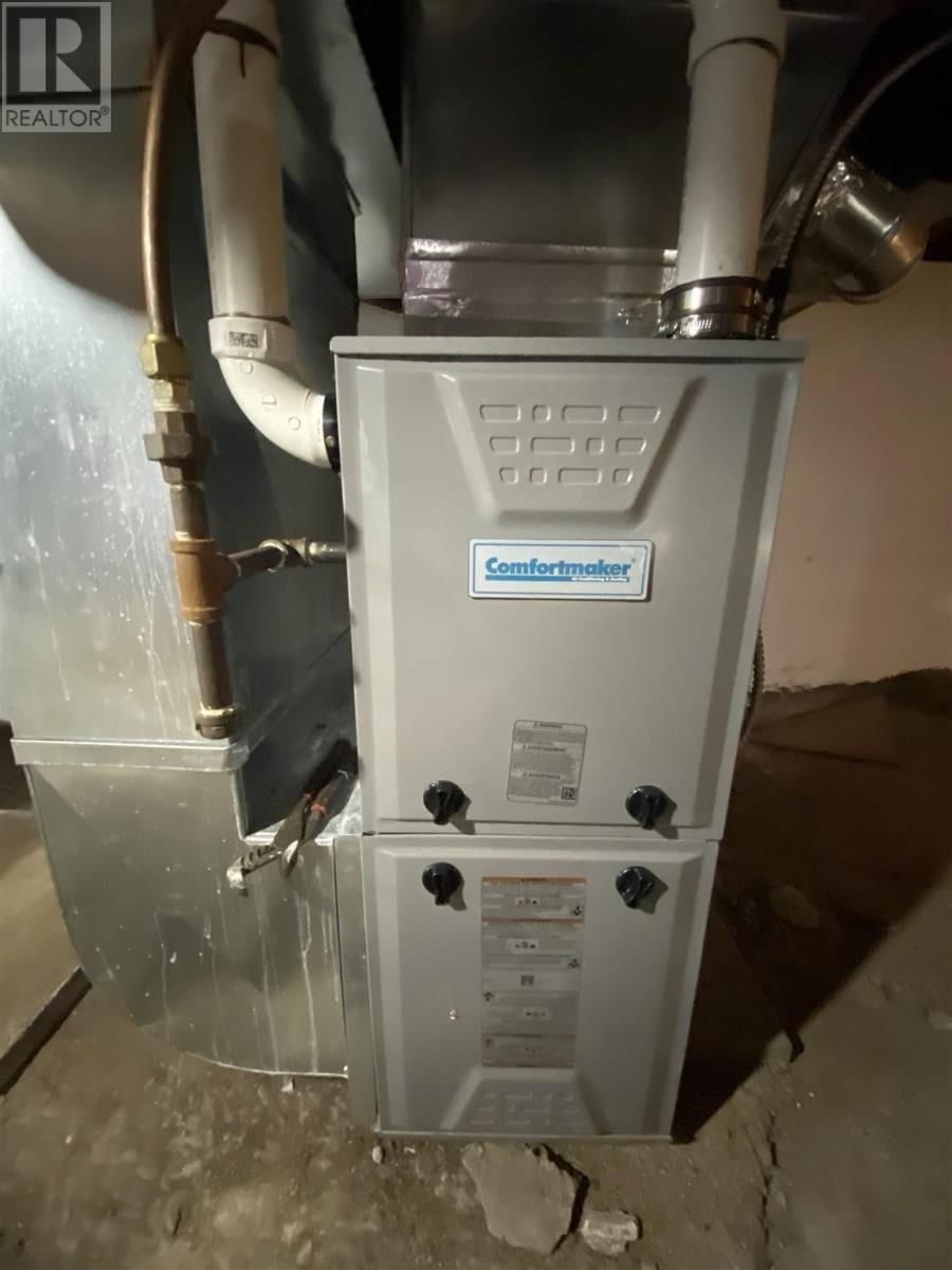 52 HUTCHISON AVE Image 26