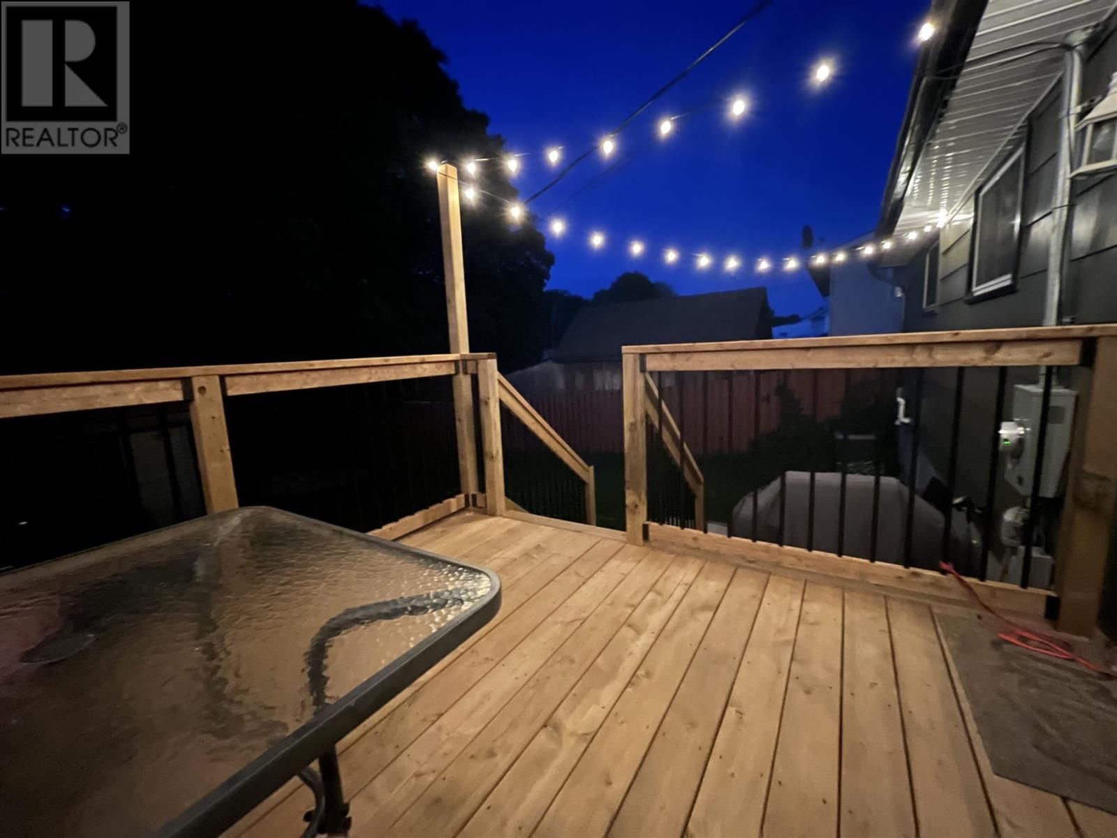 52 HUTCHISON AVE Image 31