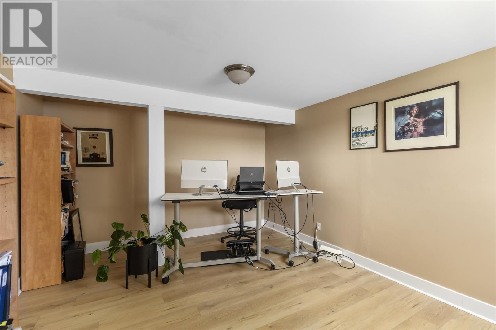 171 RIVER RD Image 43