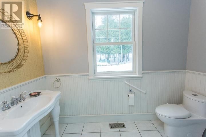 3515 HURON LINE RD Image 15