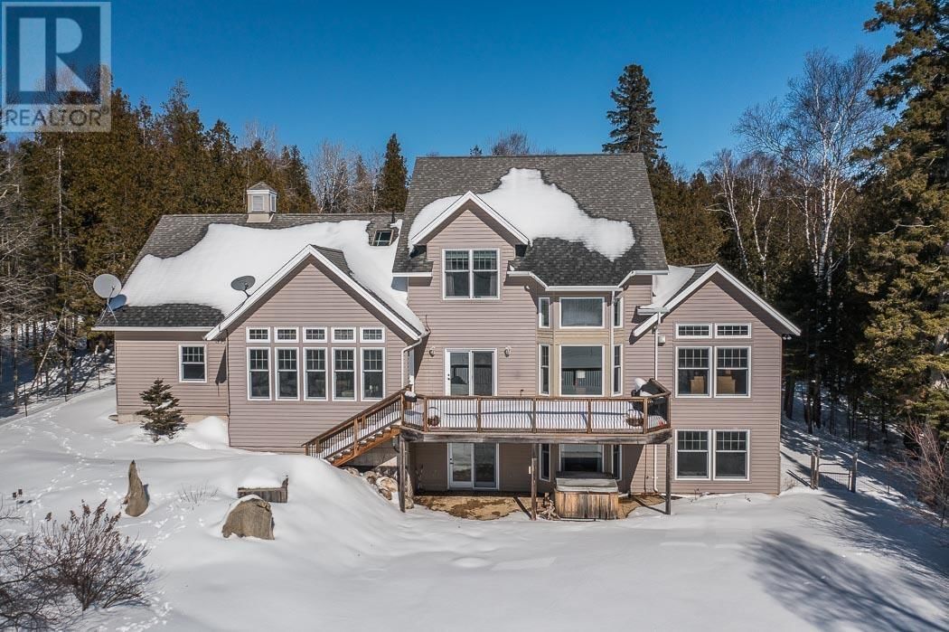 3515 HURON LINE RD Image 2