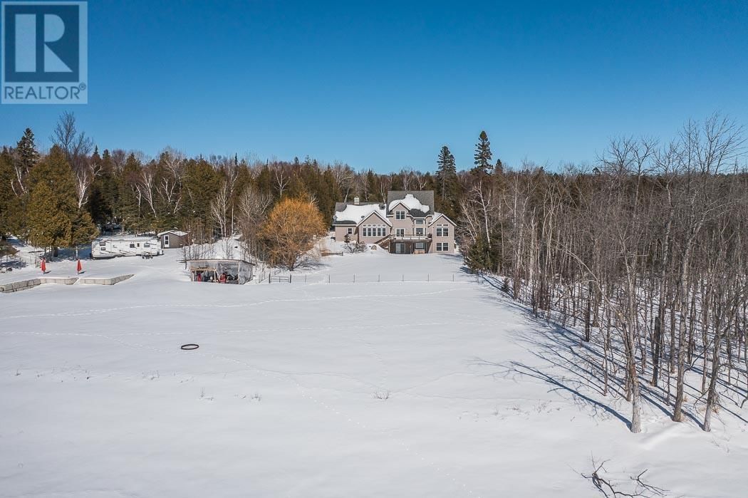 3515 HURON LINE RD Image 4