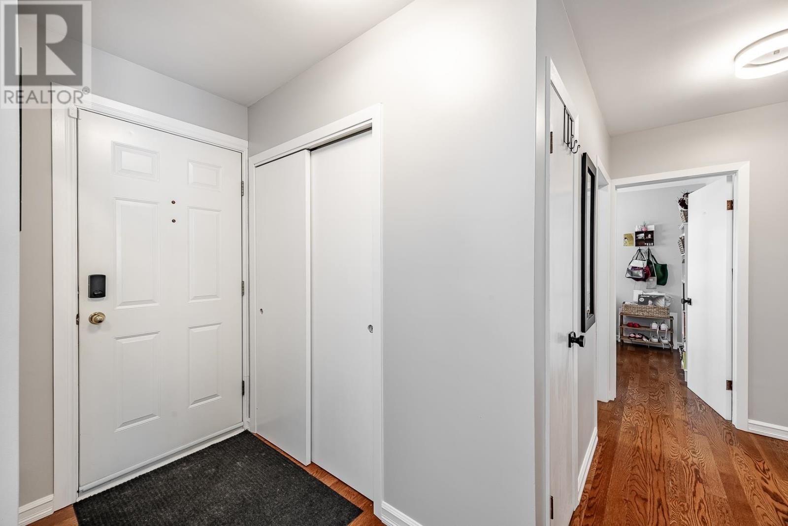 36 OAKBINE AVE Image 15