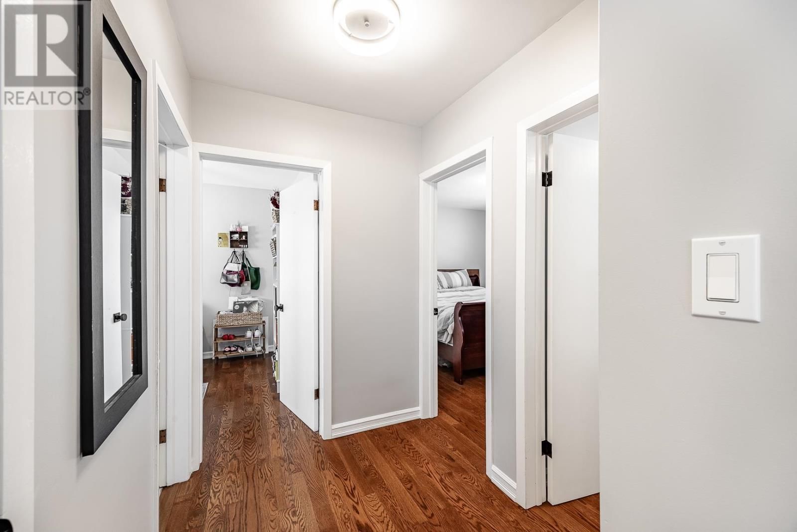 36 OAKBINE AVE Image 16