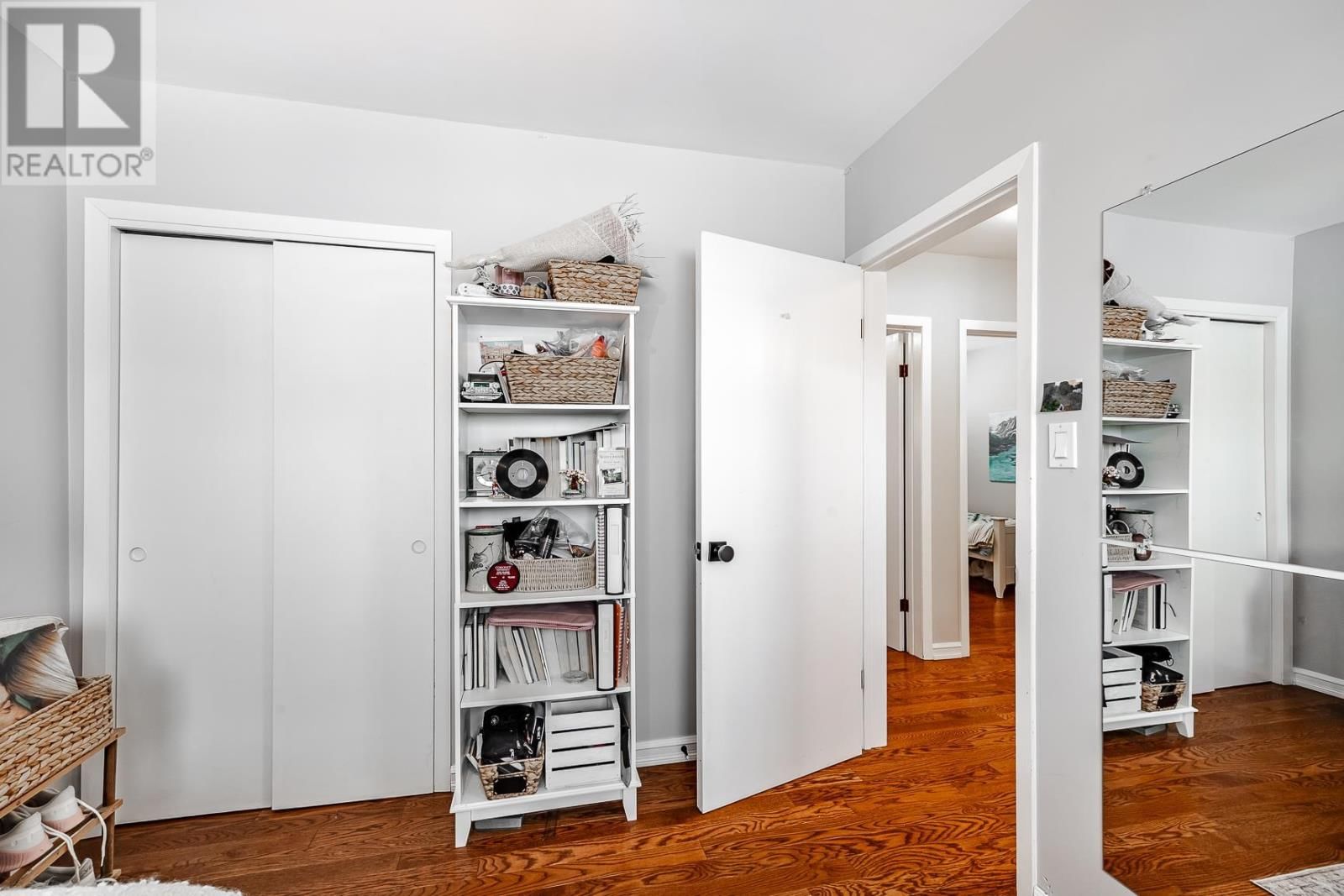 36 OAKBINE AVE Image 23