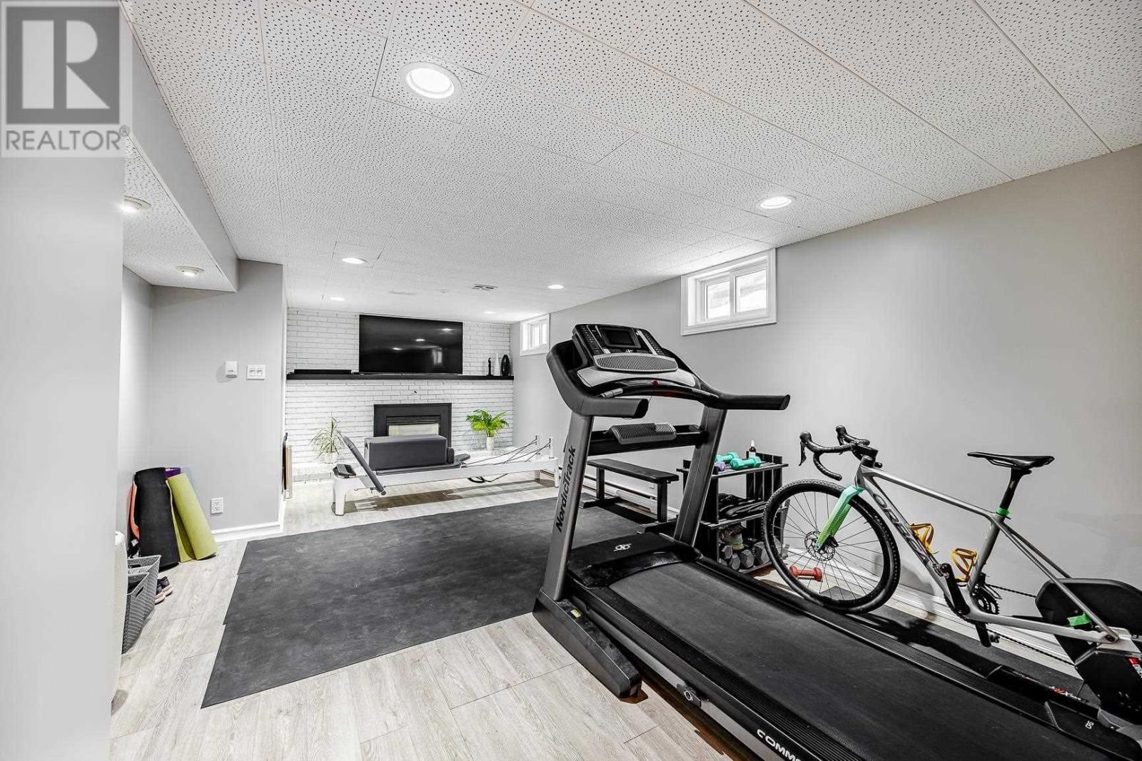 36 OAKBINE AVE Image 28