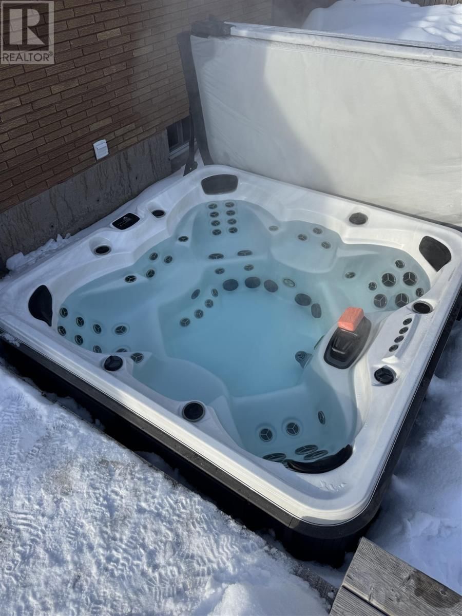 36 OAKBINE AVE Image 34