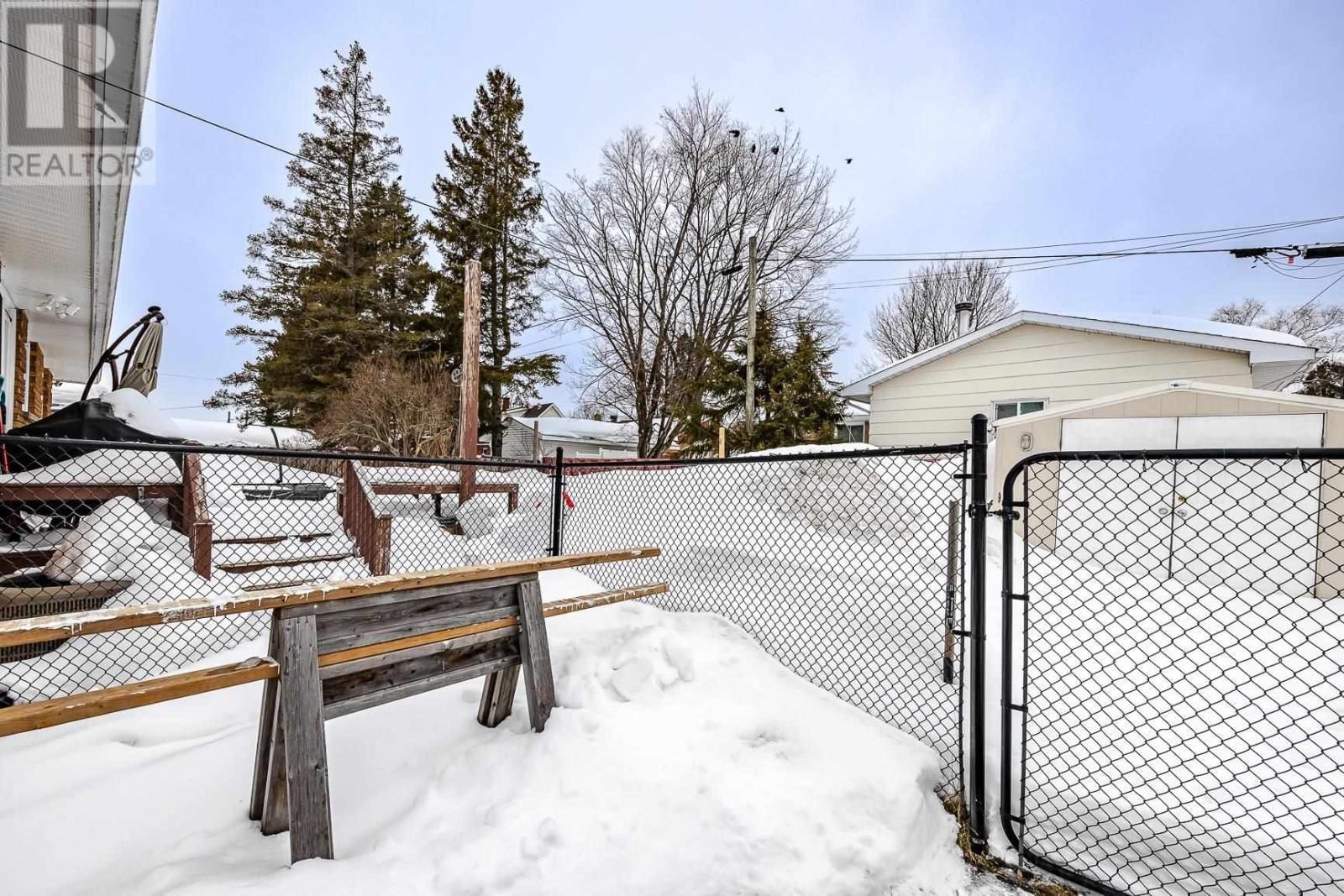 36 OAKBINE AVE Image 4