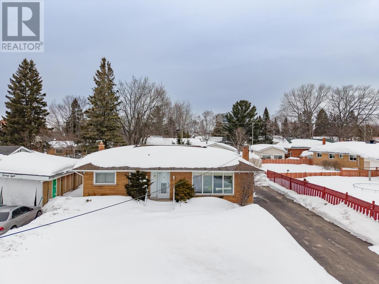 36 OAKBINE AVE Image 40