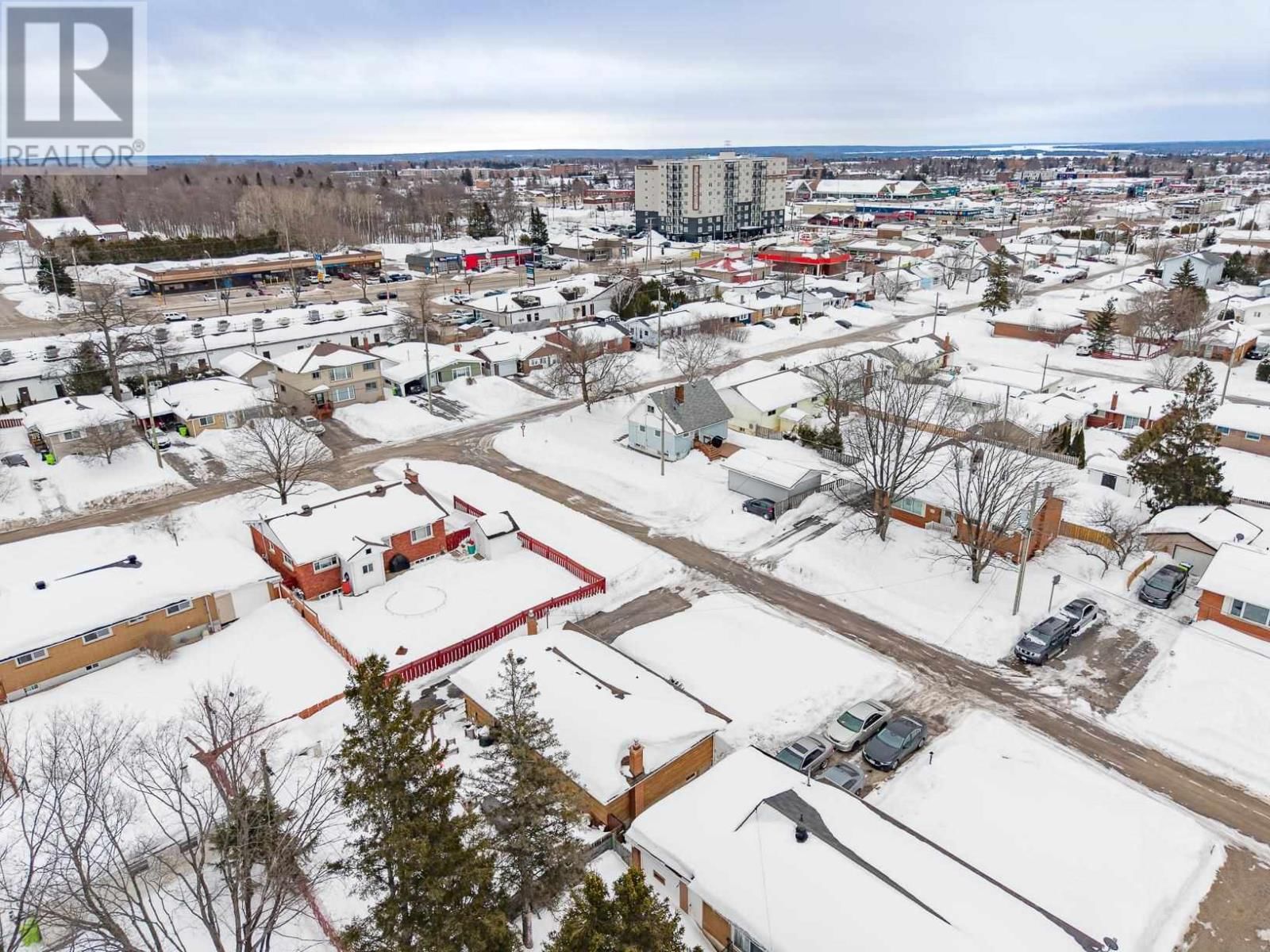 36 OAKBINE AVE Image 45