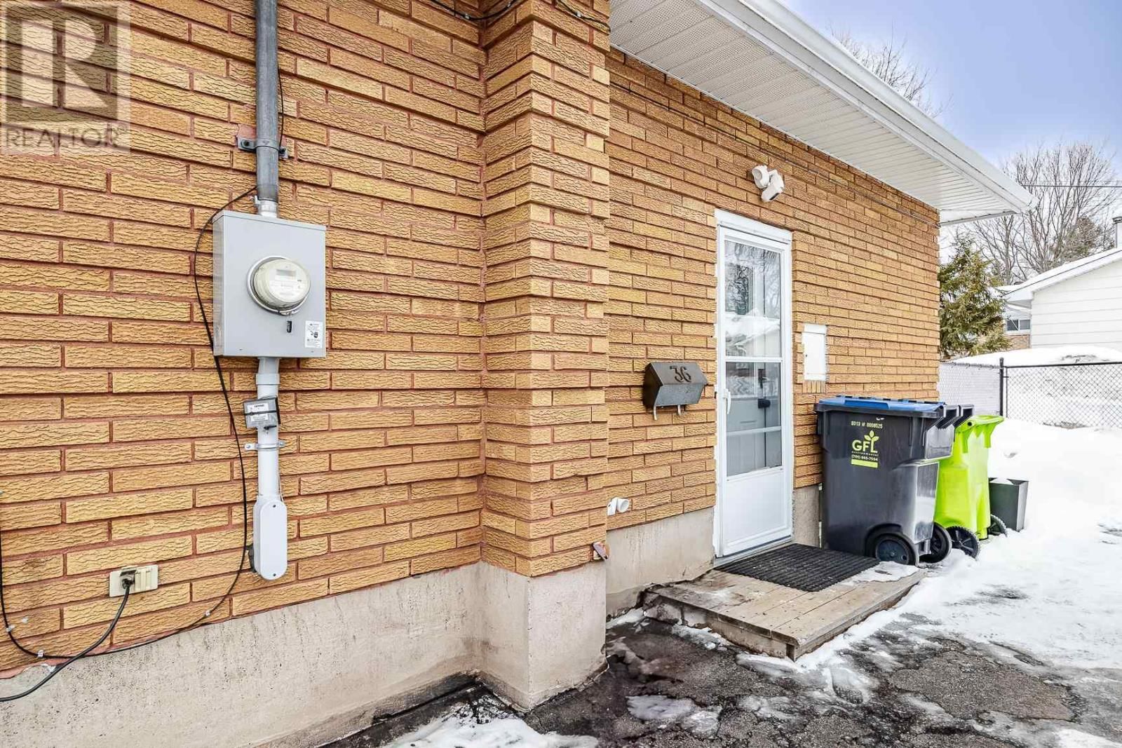 36 OAKBINE AVE Image 5