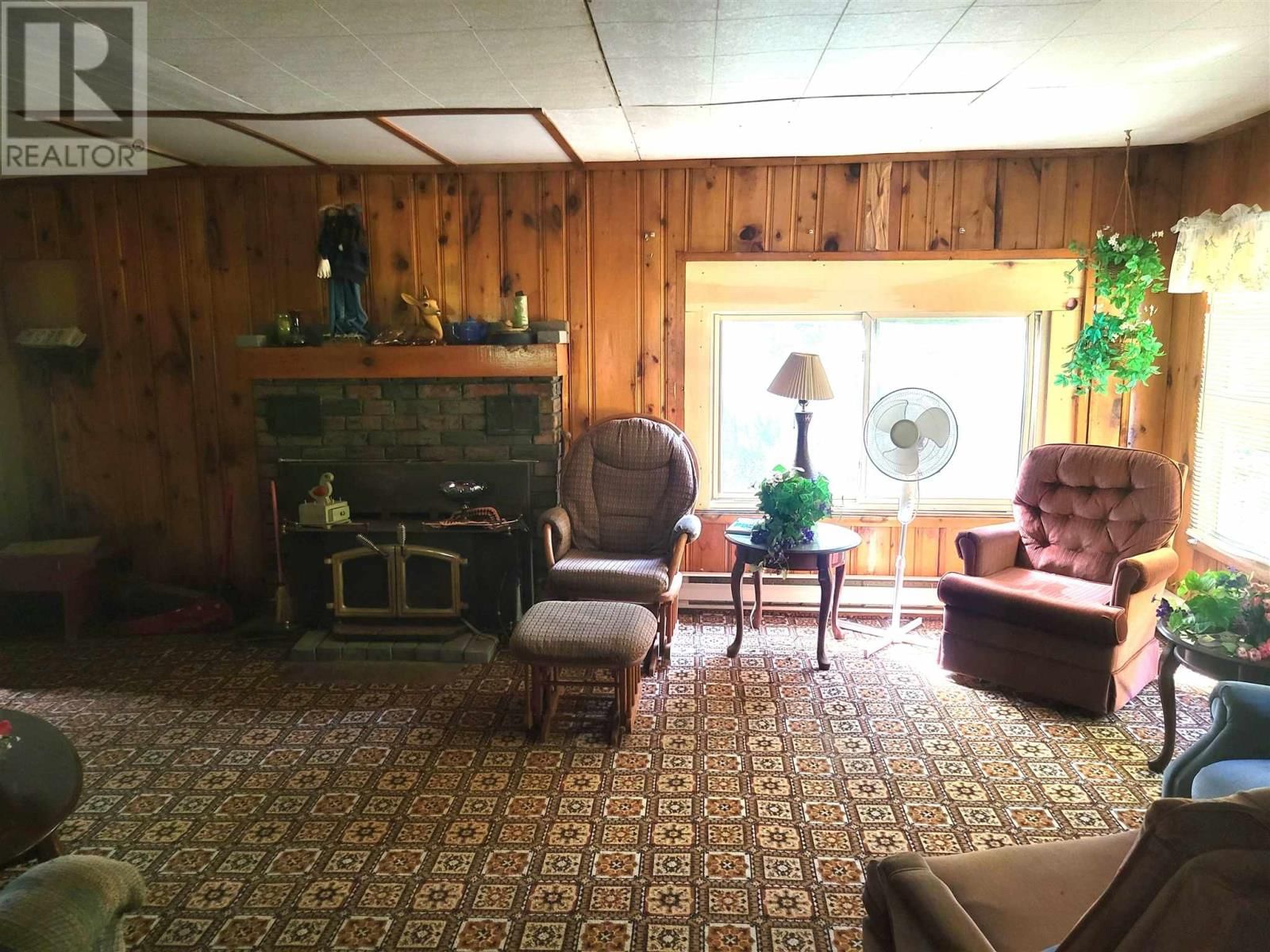 350 MISSION RD Image 23