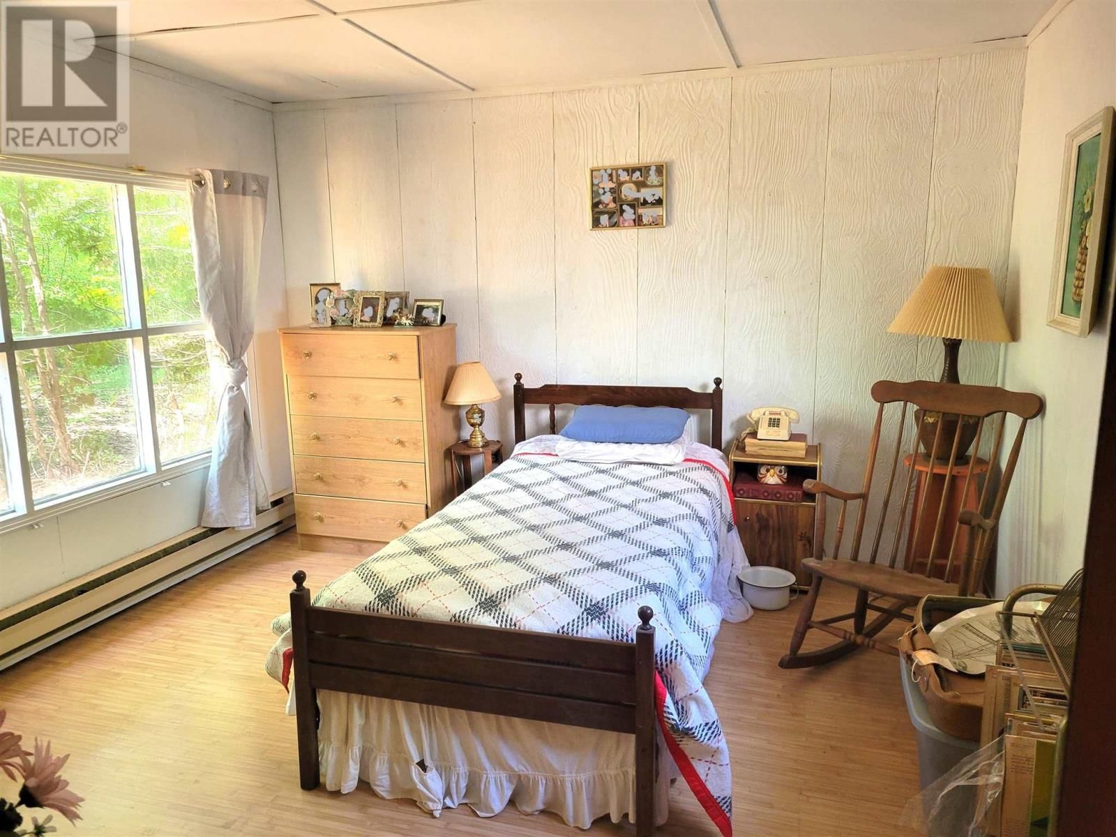 350 MISSION RD Image 25