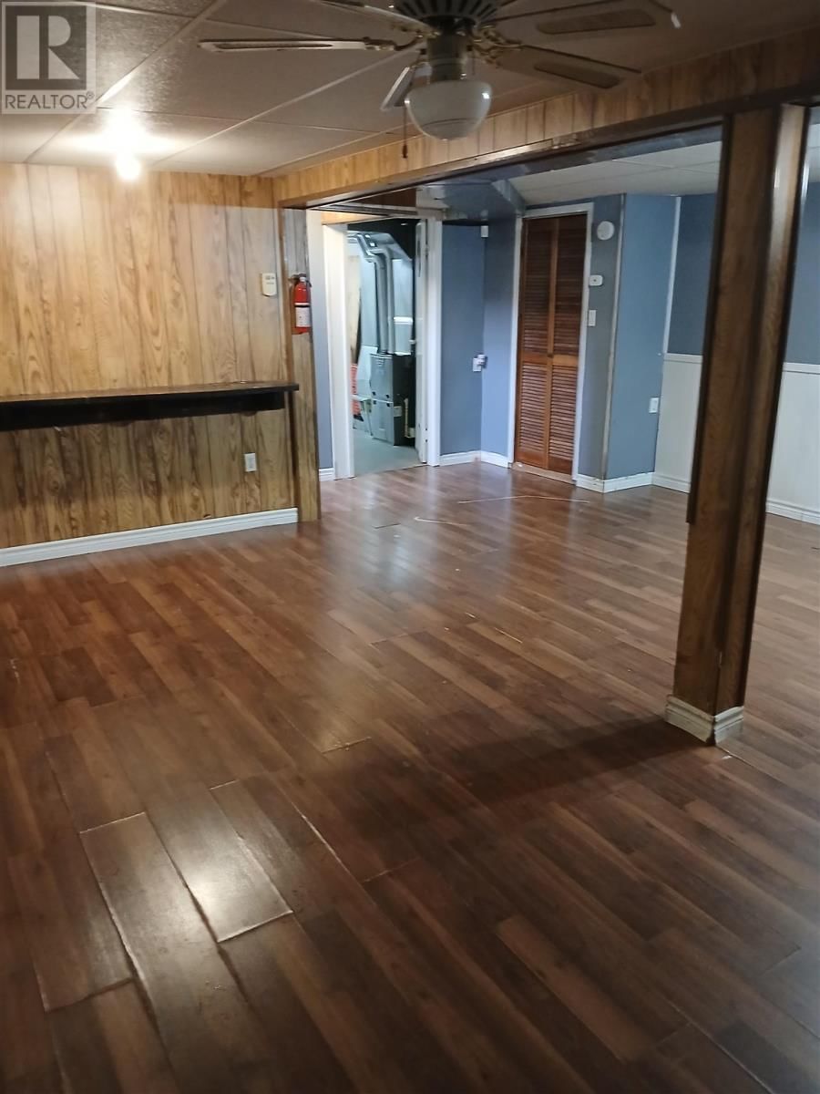 125 LAURIER RD Image 16