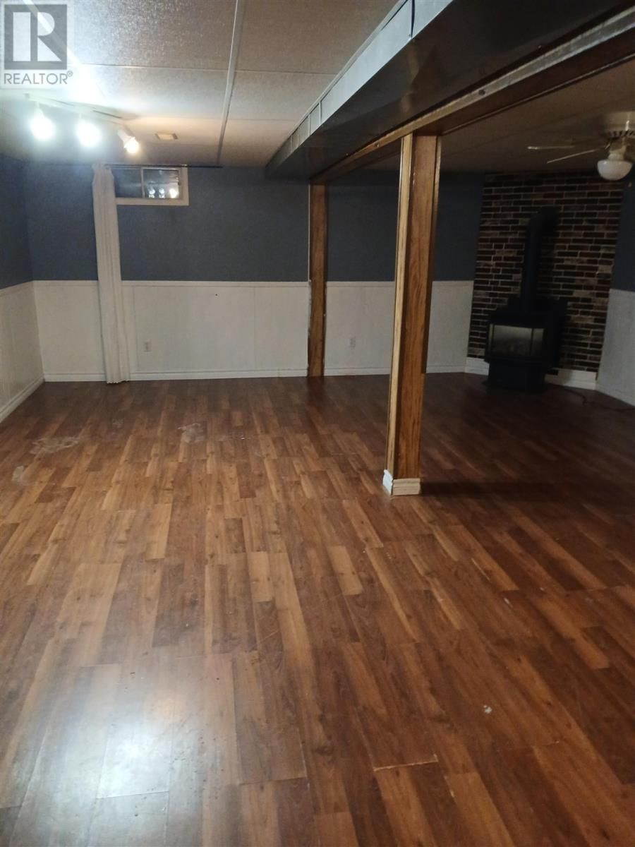 125 LAURIER RD Image 17