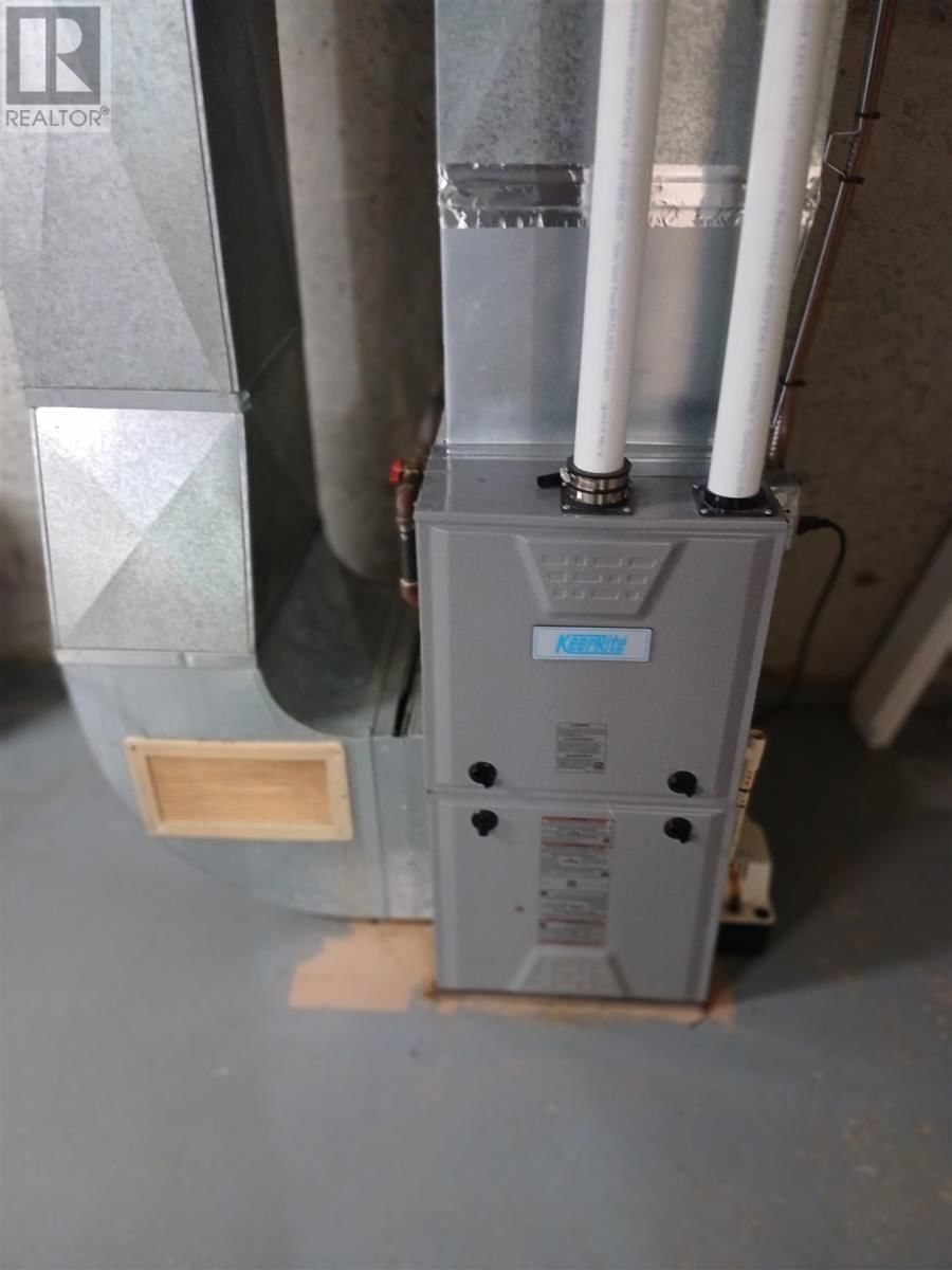 125 LAURIER RD Image 22