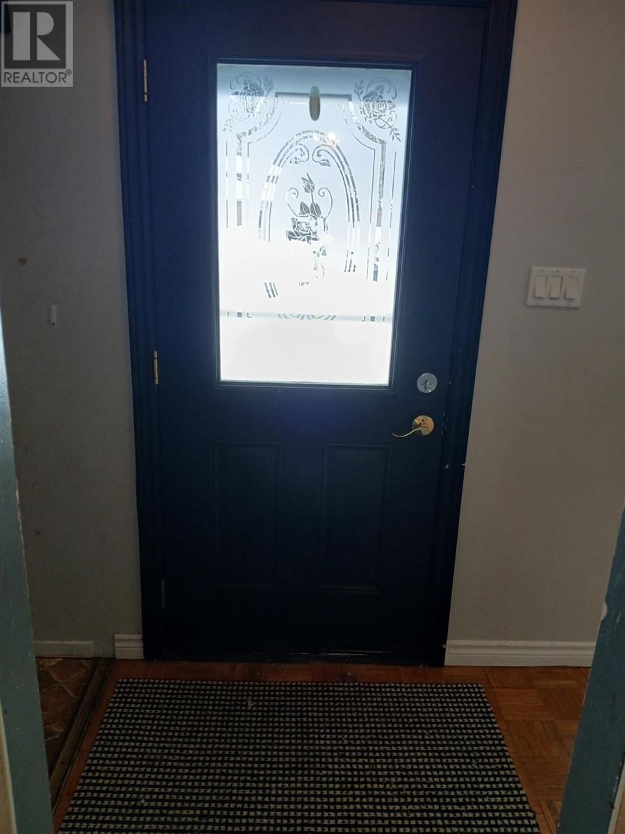 125 LAURIER RD Image 24