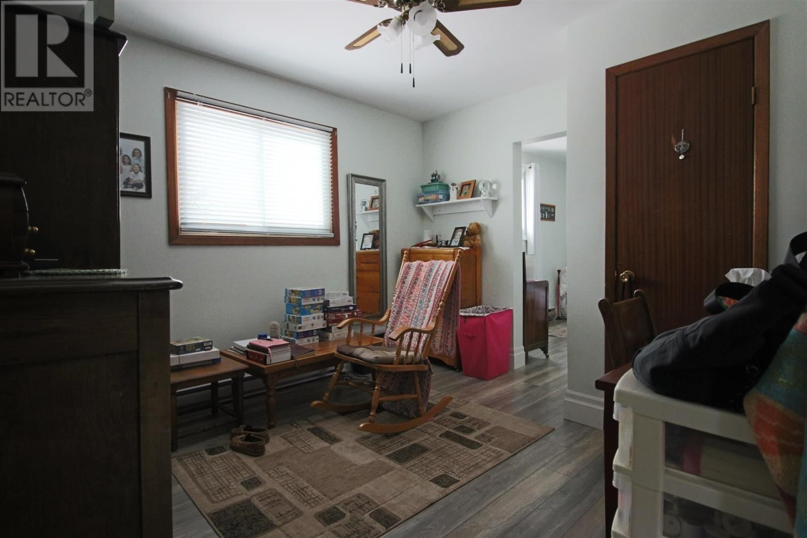 281 PITTSBURGH AVE Image 18