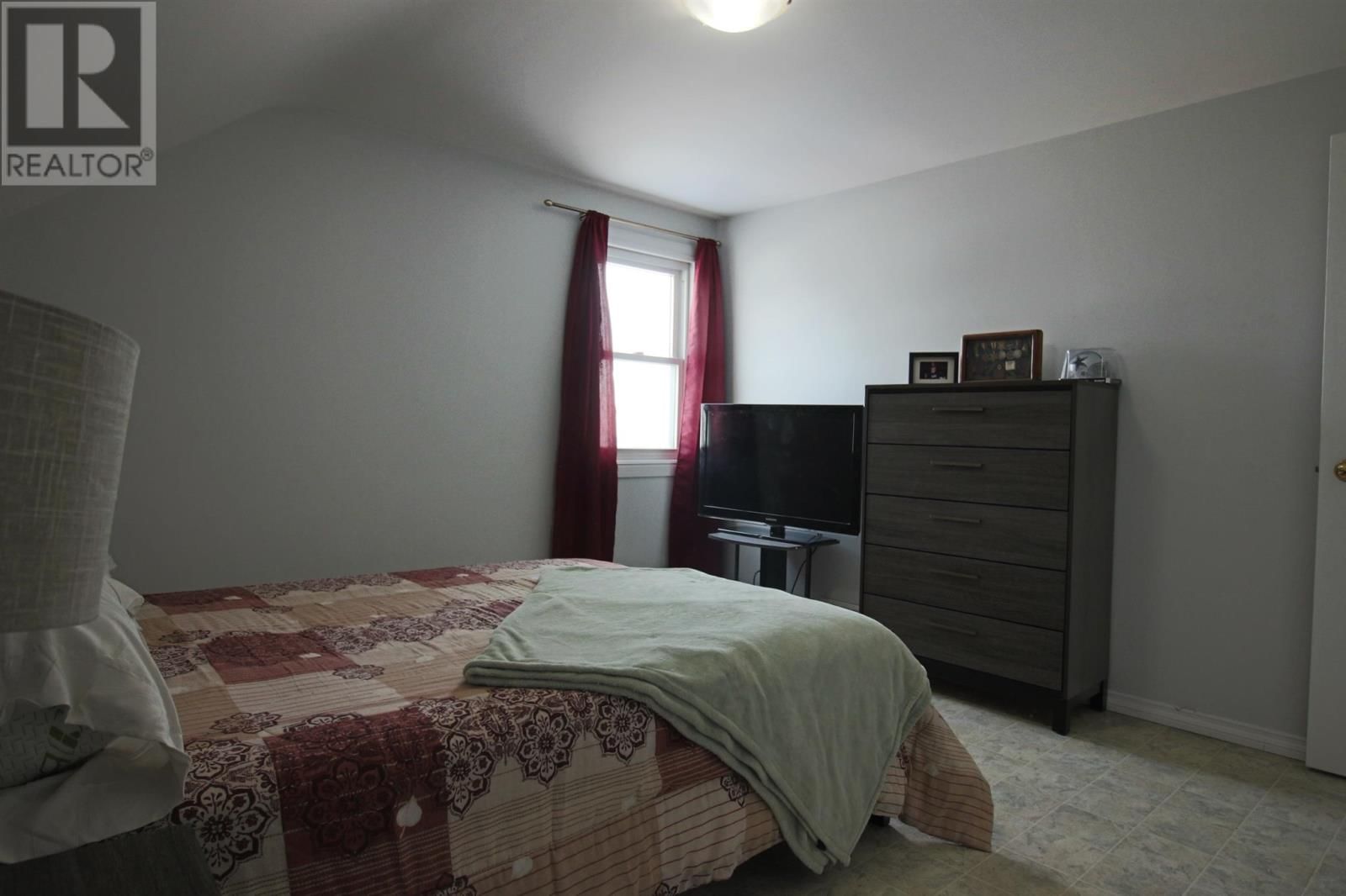 281 PITTSBURGH AVE Image 23