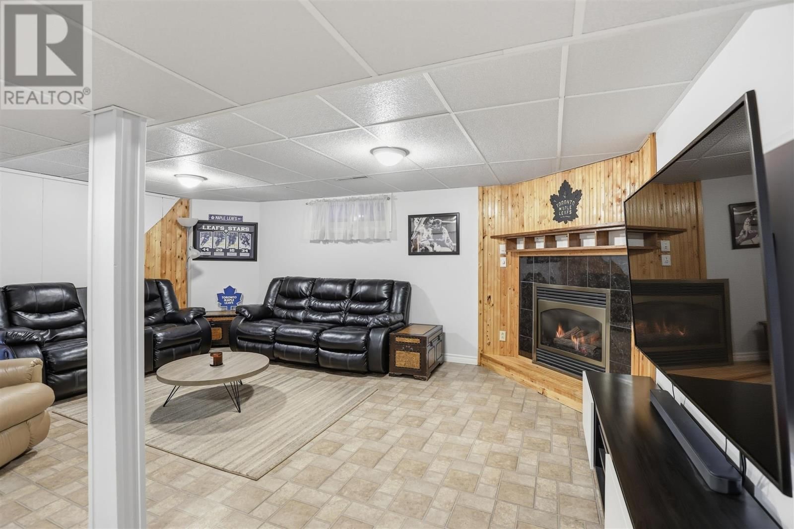 13 CARTIER ST Image 24