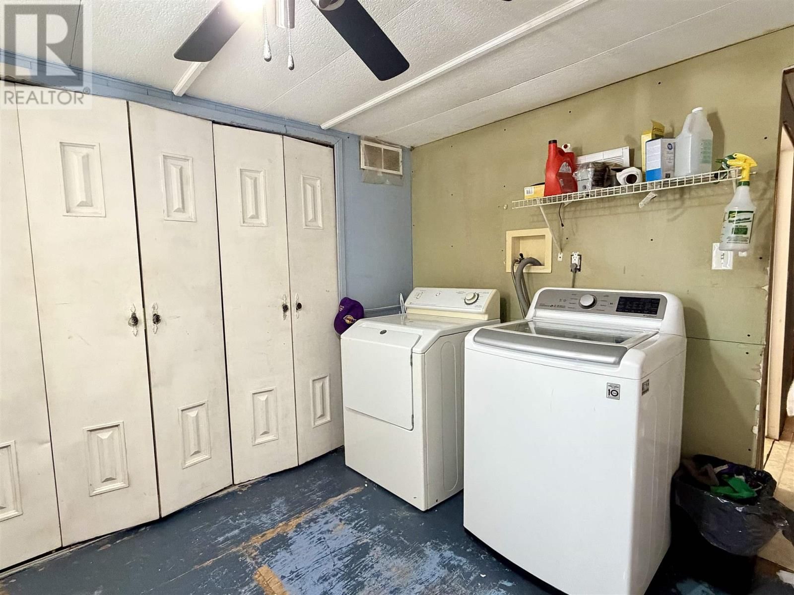 833 C HIGHWAY 552 E Image 17