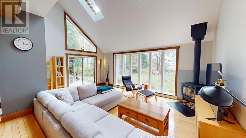 200 WATSON RD Image 17