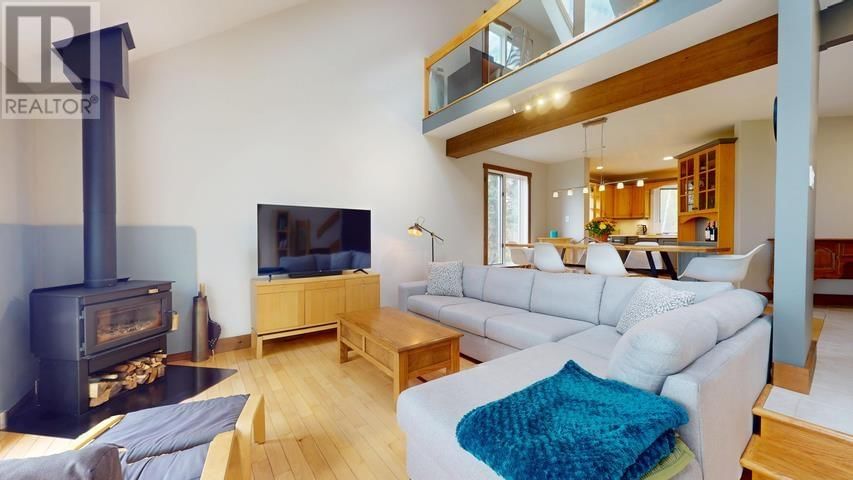 200 WATSON RD Image 23