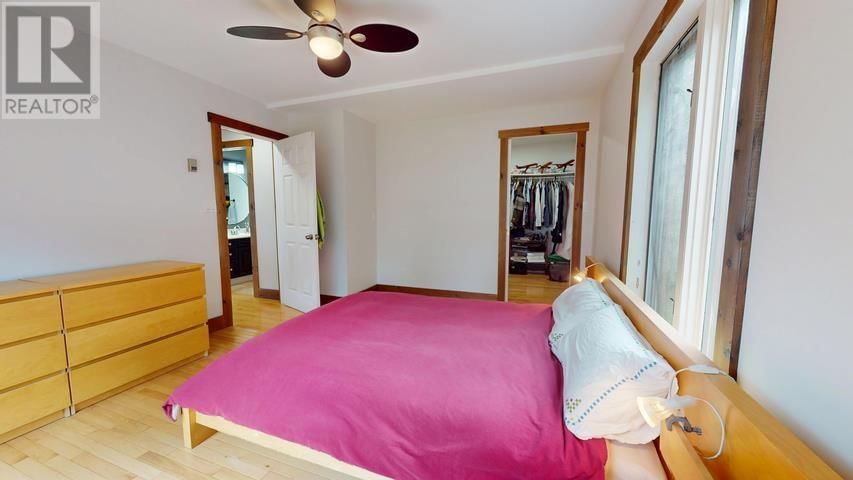 200 WATSON RD Image 25