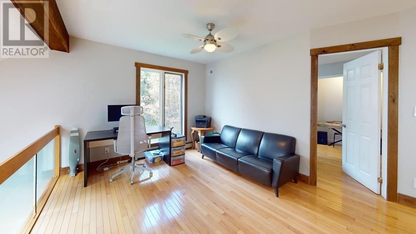 200 WATSON RD Image 35