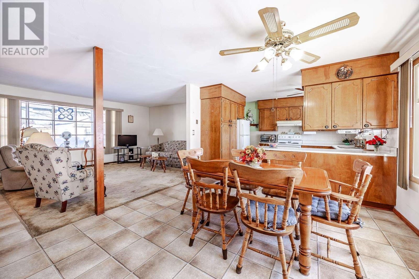 20 RUSHMERE DR Image 12